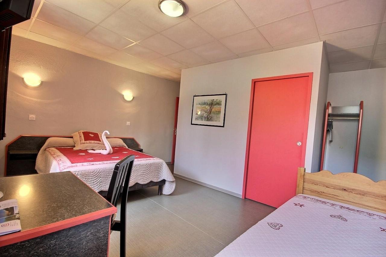 Hotel Central Saint-Pierre-d'Albigny Exterior photo