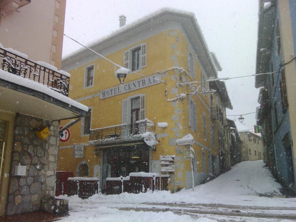 Hotel Central Saint-Pierre-d'Albigny Exterior photo